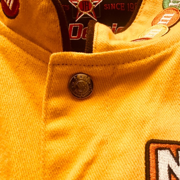 Nearly New authentic Kyle Bush official Nascar Jacket - Picture 10 of 10